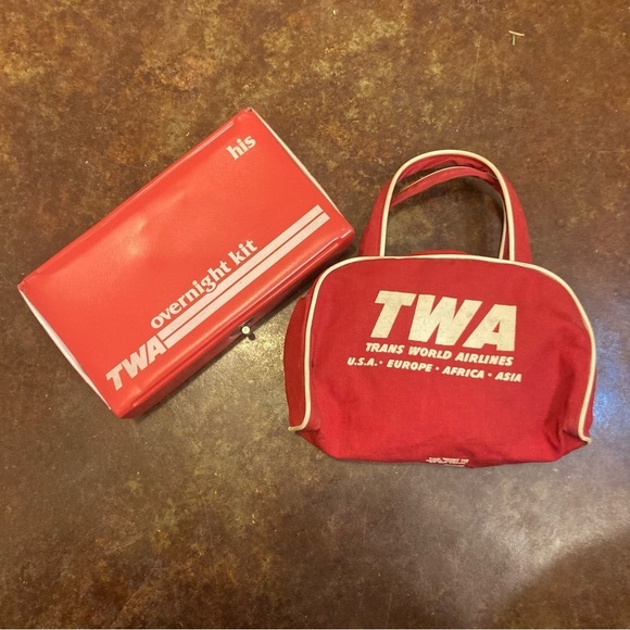 Vintage TWA Airlines Mini Duffel Bag and Overnight Kit - Picture 1 of 10